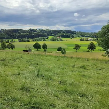 Holiday Appartement Markt Rettenbach *